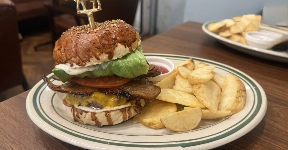 ゴールデンゲートバーガー _ハンバーガー紳士倶楽部